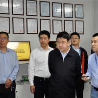 福建省人大常委會(huì)黨組副書記、副主任梁建勇一行調(diào)研捌斗新材
